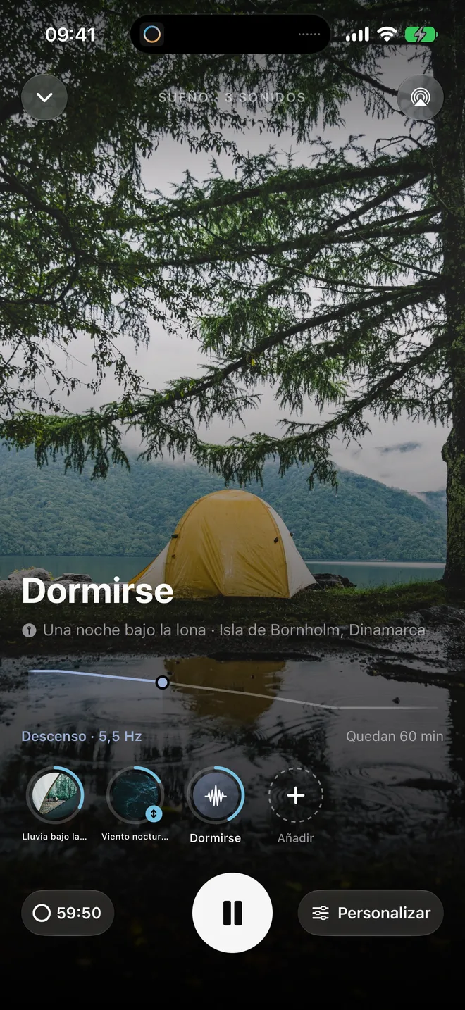 La sesión Dormirse en Oasis, con una tienda de campaña a orillas de un lago